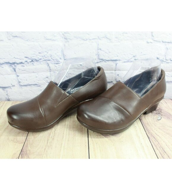 Abeo Camden Brown Leather Slip On Slip Resistant Sole Casual Clog Shoes Size 7 - Picture 2 of 9